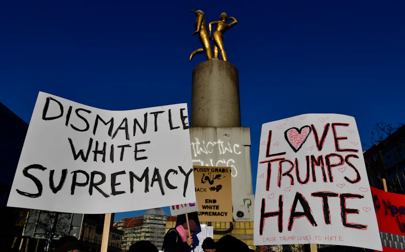 Swerf 22 Creative Women's March Sign Ideas To Use At The Feminist Protest
