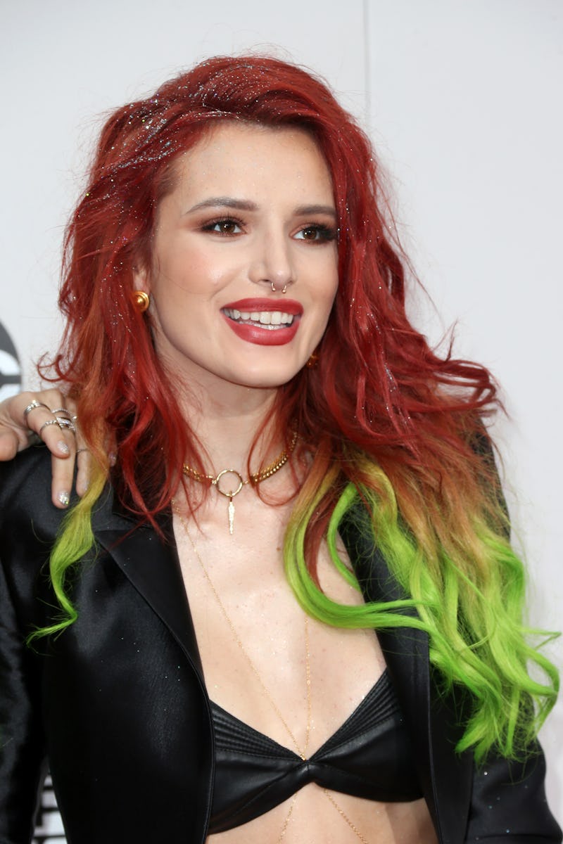 Bella Thorne Colored Her Hair Dark Blue And It's Amazing