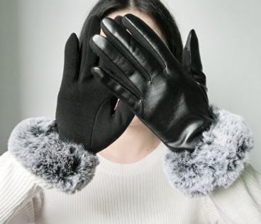 The Best Winter Gloves You Can Text In