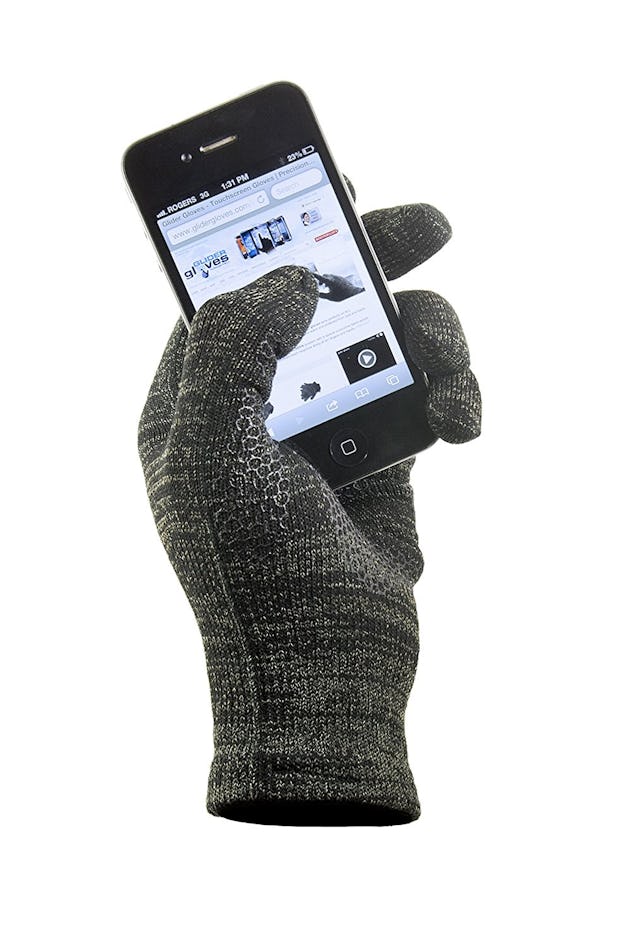 The Best Winter Gloves You Can Text In