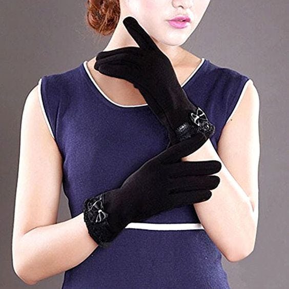 The Best Winter Gloves You Can Text In