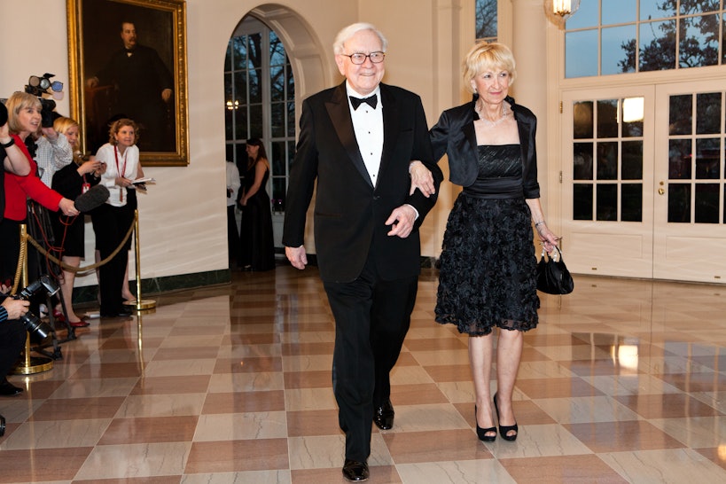 Whos Warren Buffetts Wife Astrid Menks Keeps A Low Profile
