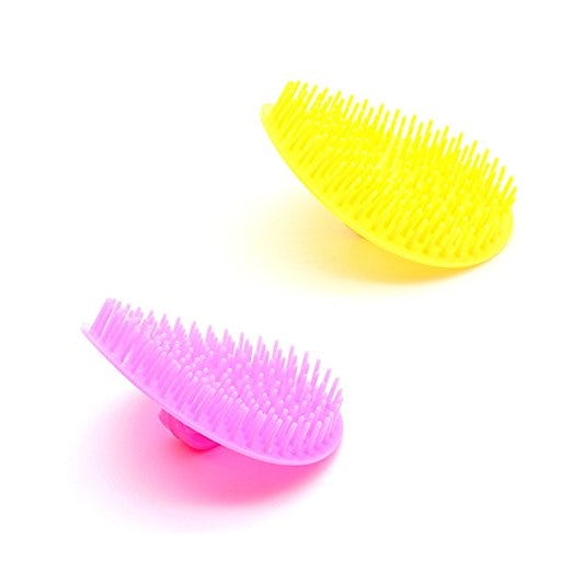 9 Best Dandruff Brushes To Keep You FlakeFree