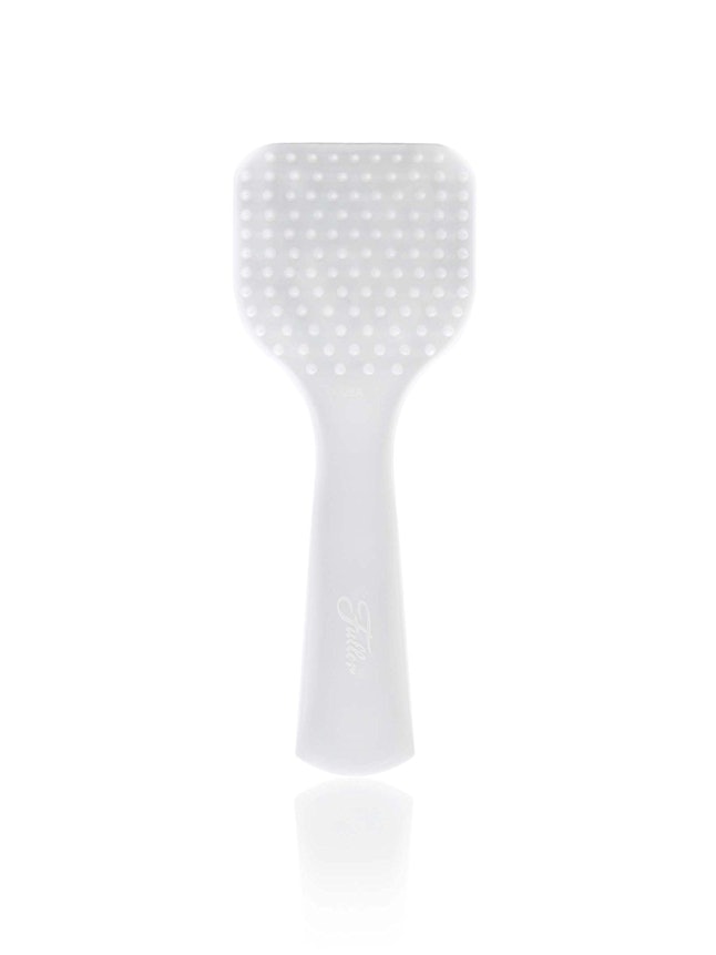 9 Best Dandruff Brushes To Keep You Flake-Free