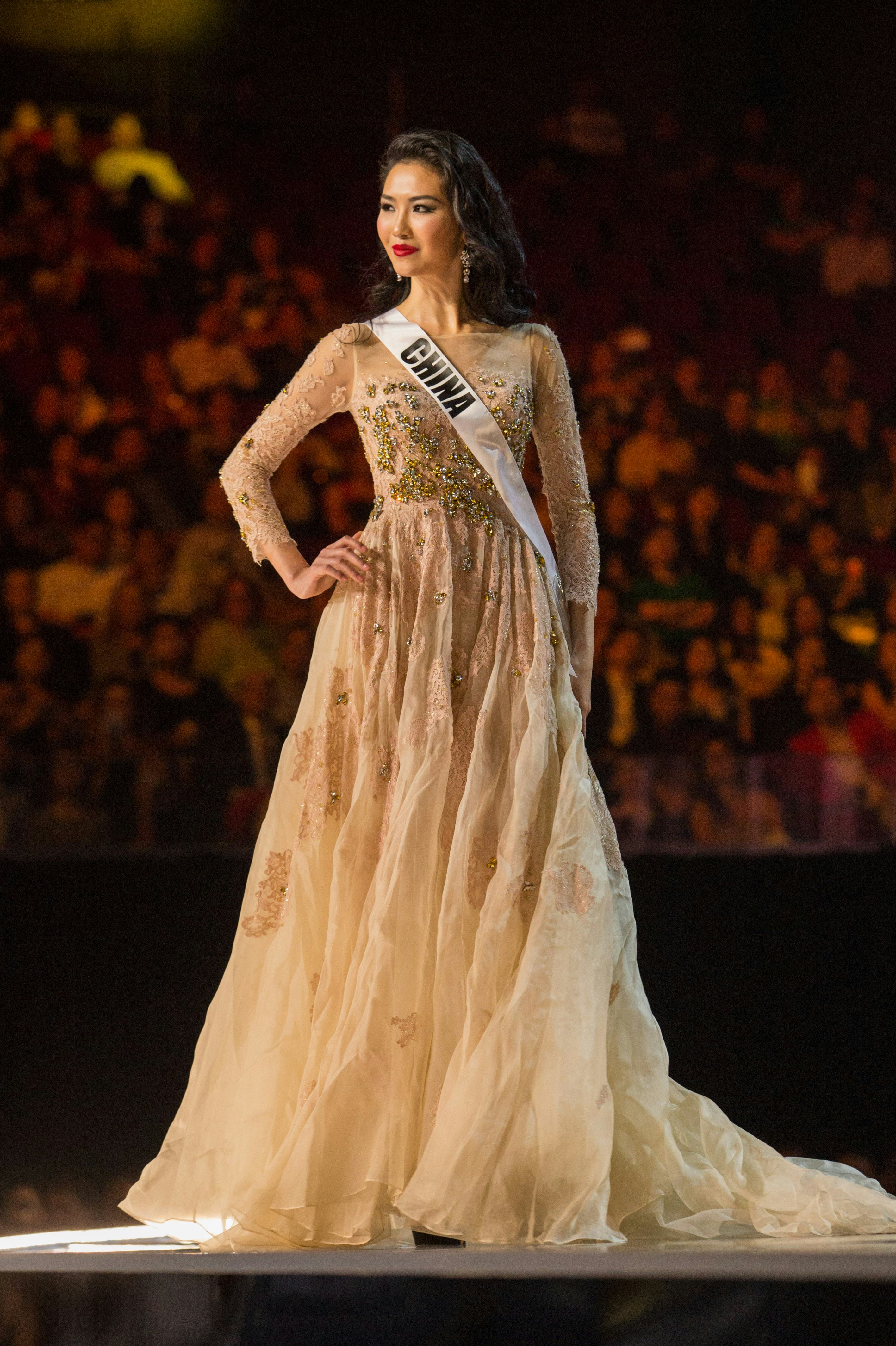 miss universe gowns 2017