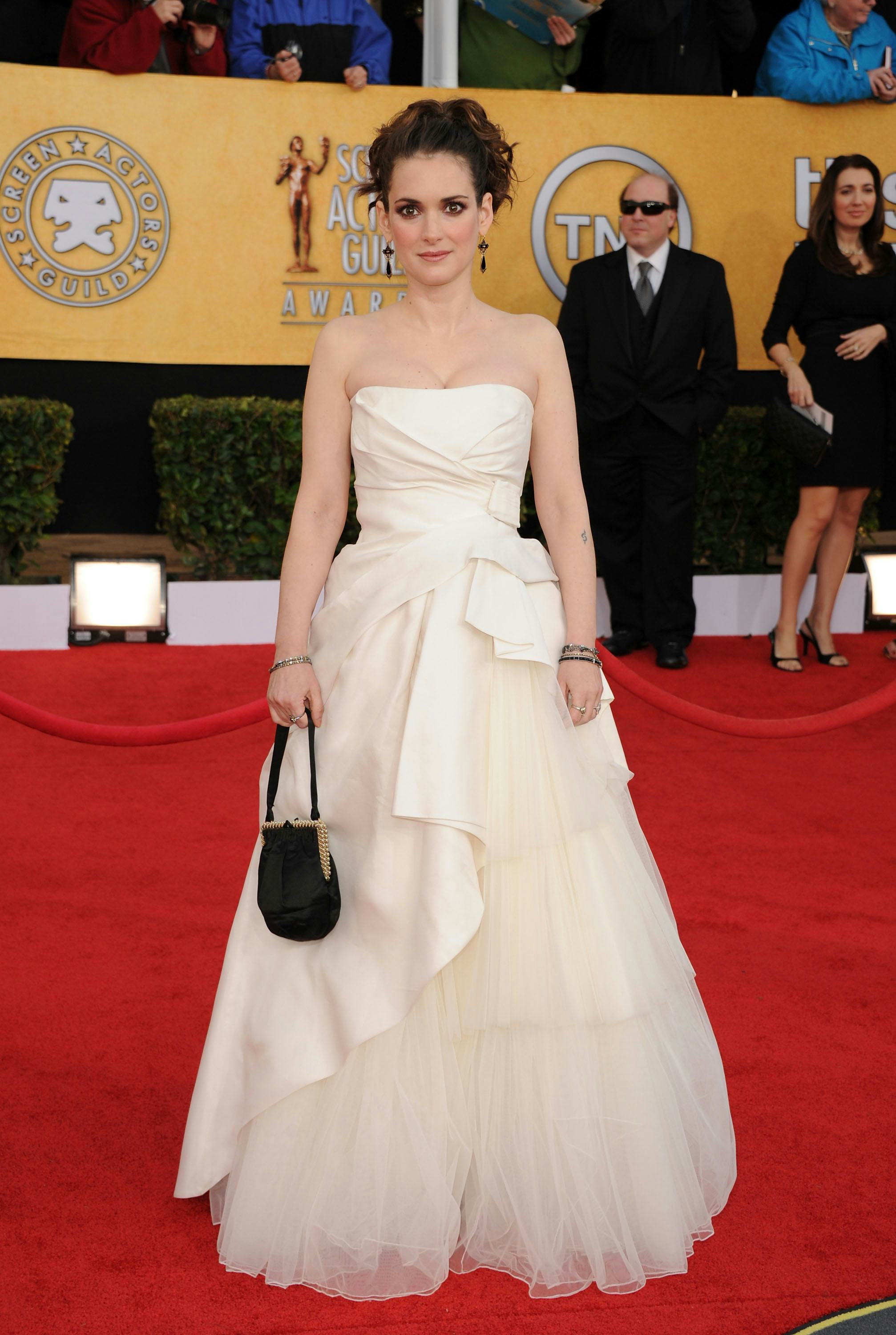 7 Winona Ryder Red Carpet Outfits That Have Us Stoked To See Her At The 2017 Golden Globes