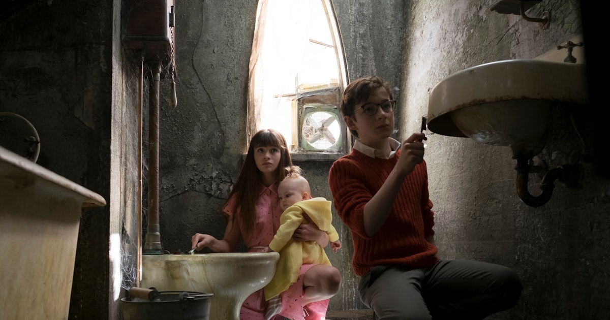 Who Plays Sunny On Netflix's 'A Series Of Unfortunate Events'? Presley