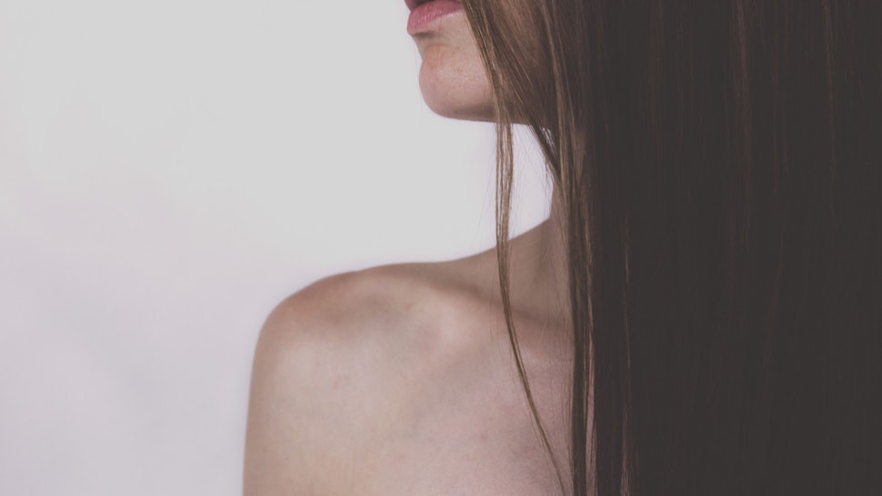 How To Get Rid Of Nipple Hair According To Dermatologists
