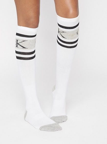 The 14 Best Socks For Winter That Keep Your Feet Warm And Dry