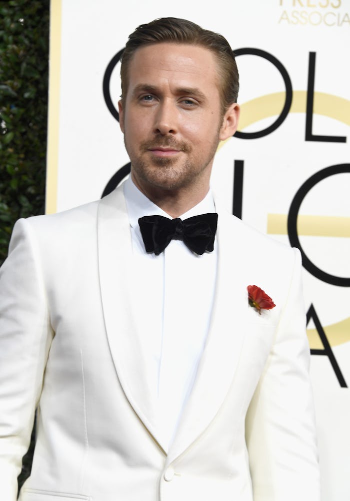 Ryan Gosling in a white suit at the Golden Globe Awards