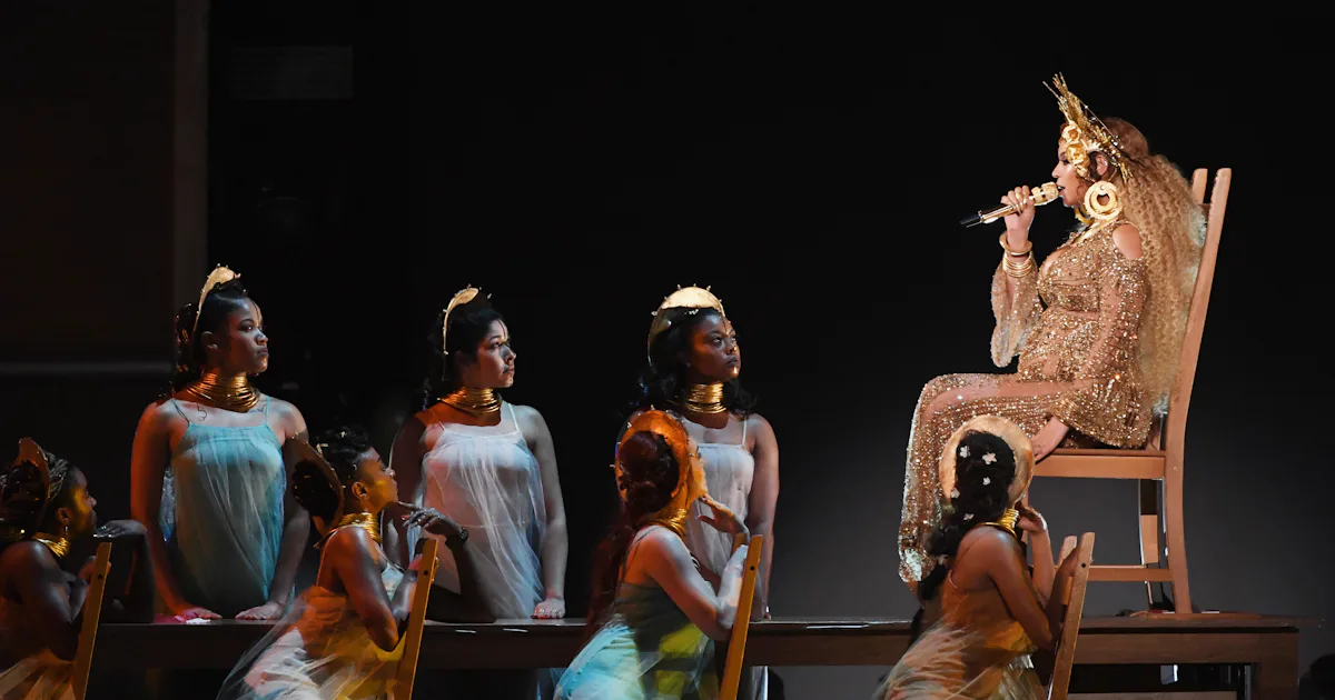 Beyonce Chair Memes At The 2017 Grammys That You Need To See