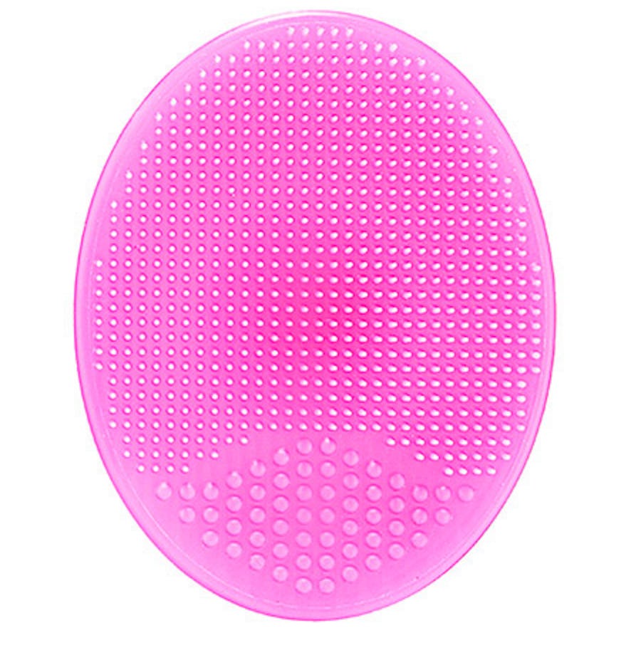 8 Exfoliating Tools That Will Turn Any Wash Into A Scrub