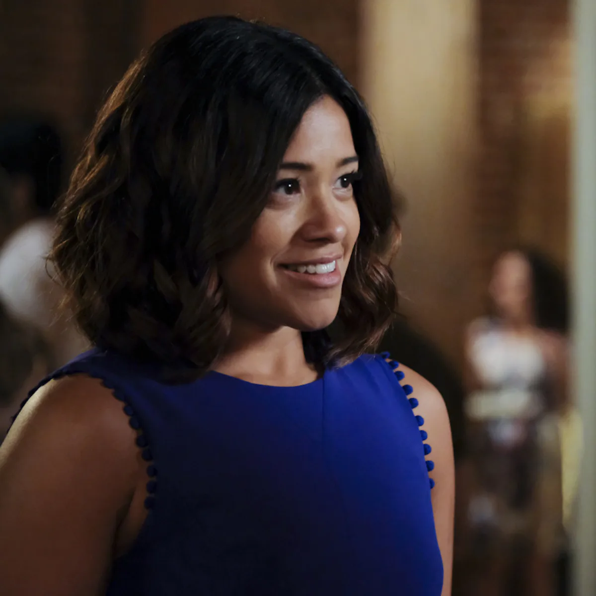 jane the virgin blue dress WornOnTV: Jane's blue and white floral dress on Jane the Virgin | Gina Rodriguez