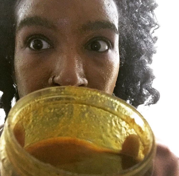 10 Natural Herbs That Will Help Heal Scars From Acne & Other Skin Issues