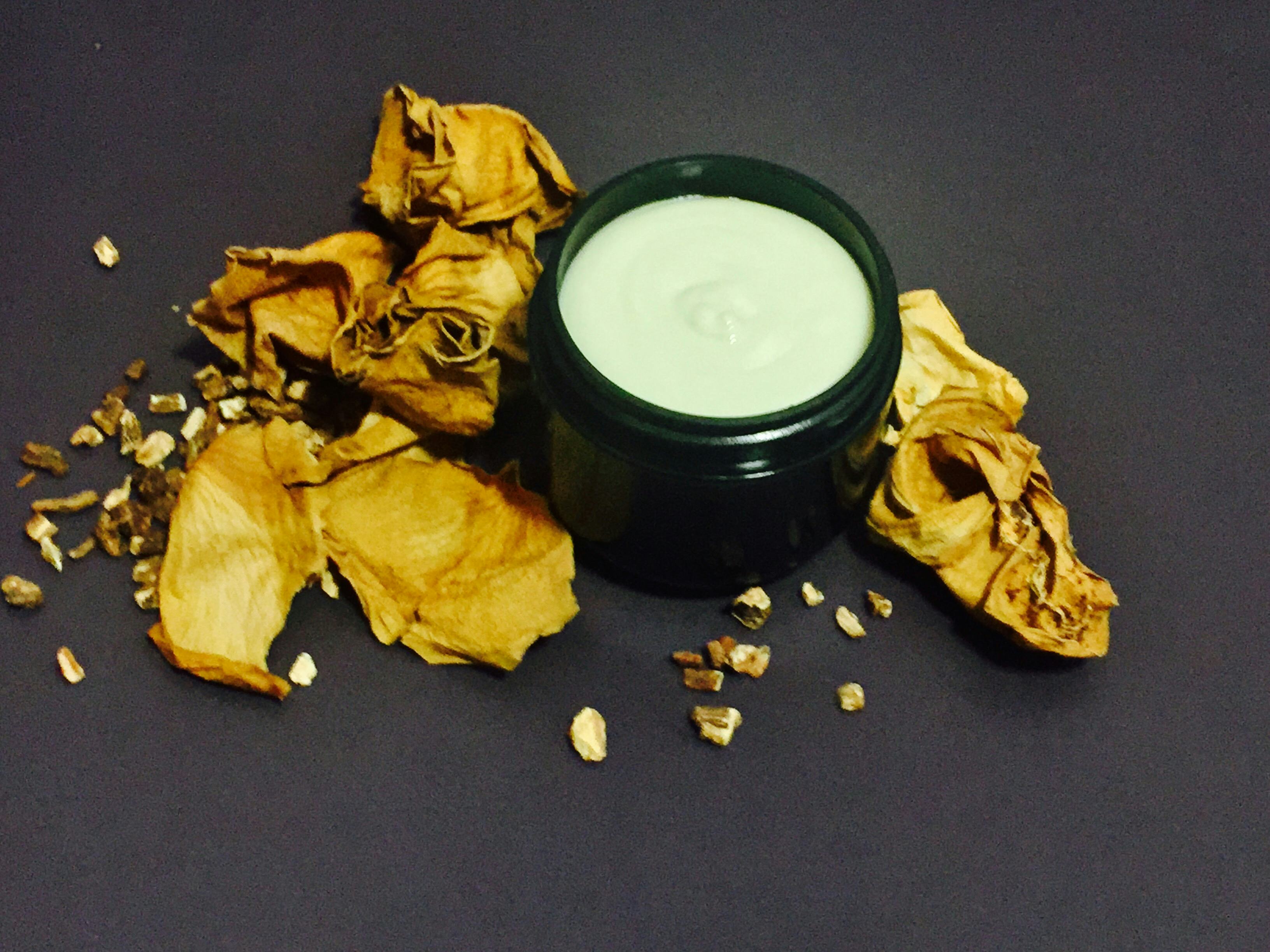 10 Natural Herbs That Will Help Heal Scars From Acne & Other Skin Issues