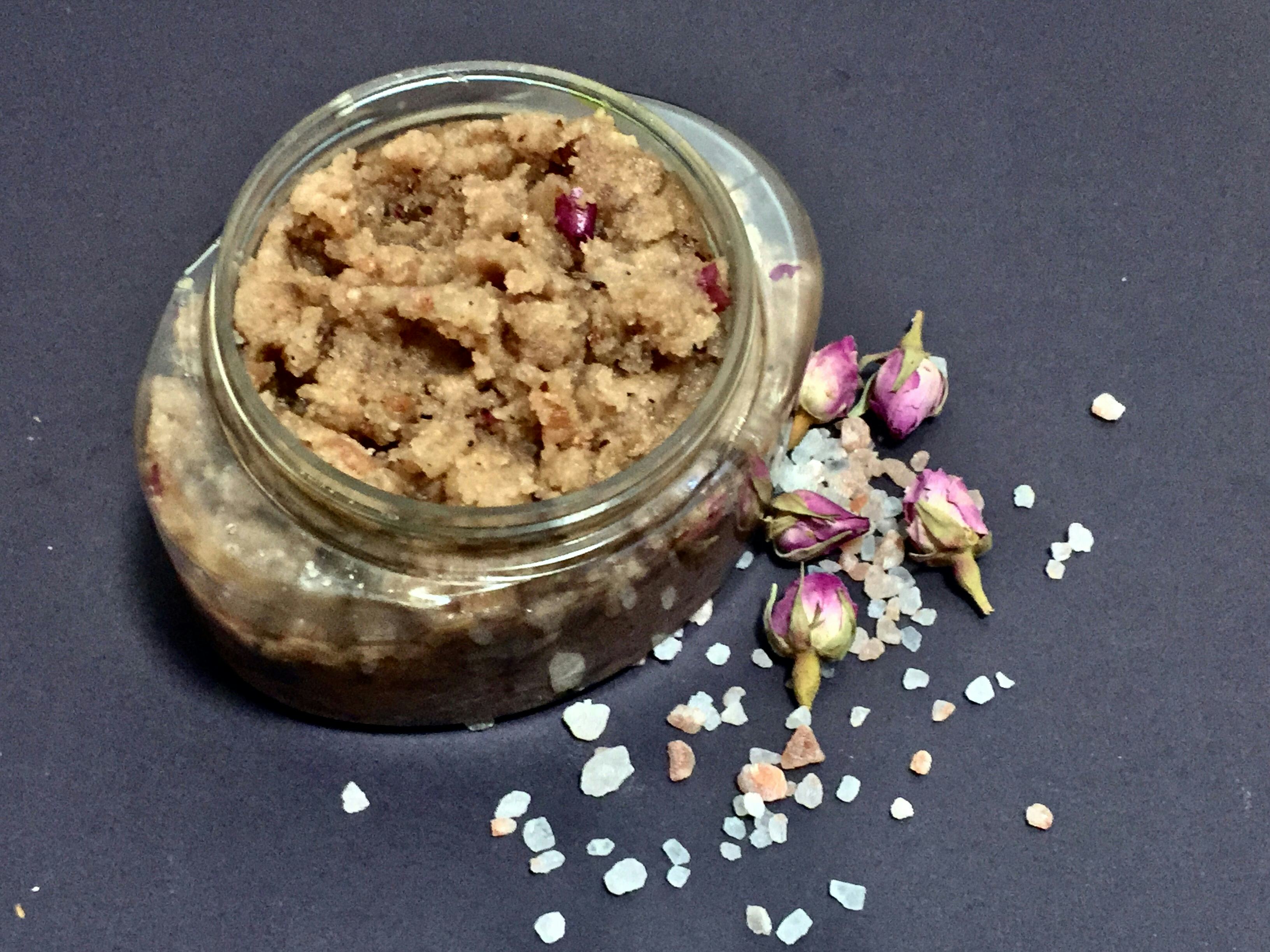 10 Natural Herbs That Will Help Heal Scars From Acne & Other Skin Issues