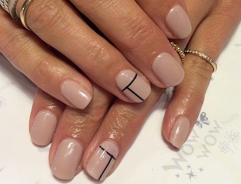 21 Minimalist Manicures That Will Inspire You To Keep It Simple
