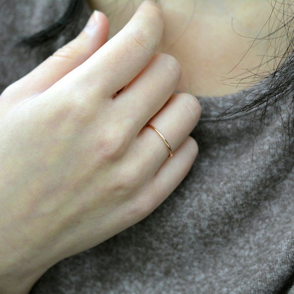 13 Minimalist Wedding Bands For Subtle Romantics