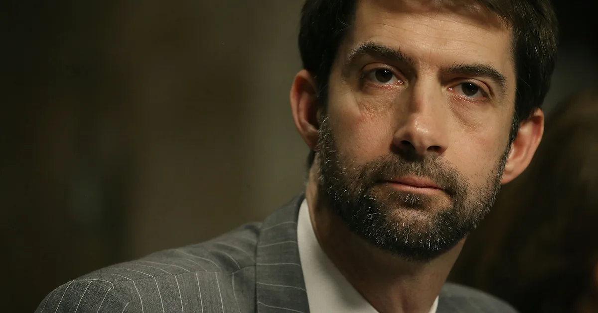 Watch The Tom Cotton Town Hall Audience Demonstrate Democracy In Action ...
