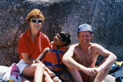 Saroo with his adoptive parents at the beach