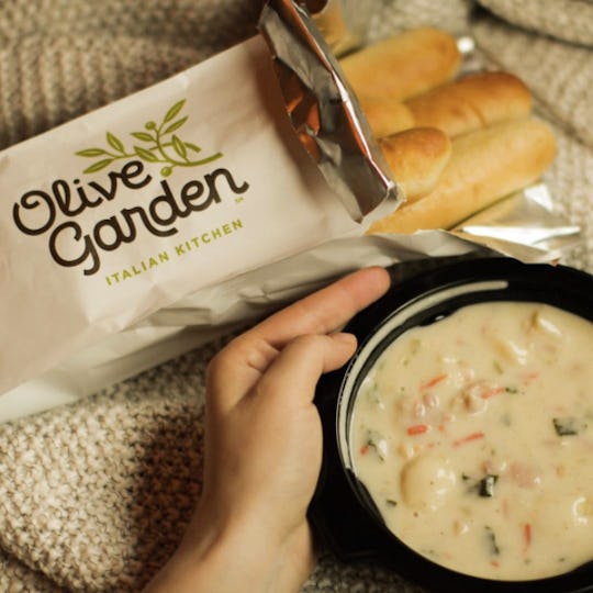 the-olive-garden-order-to-induce-labor-because-it-s-time-to-meet-baby