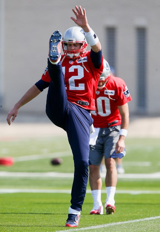 Funny Tom Brady Memes To Celebrate Super Bowl 51 No Matter Which Side You Re On Funny Tom Brady Memes To Celebrate Super Bowl 51 No Matter Which Side You Re On