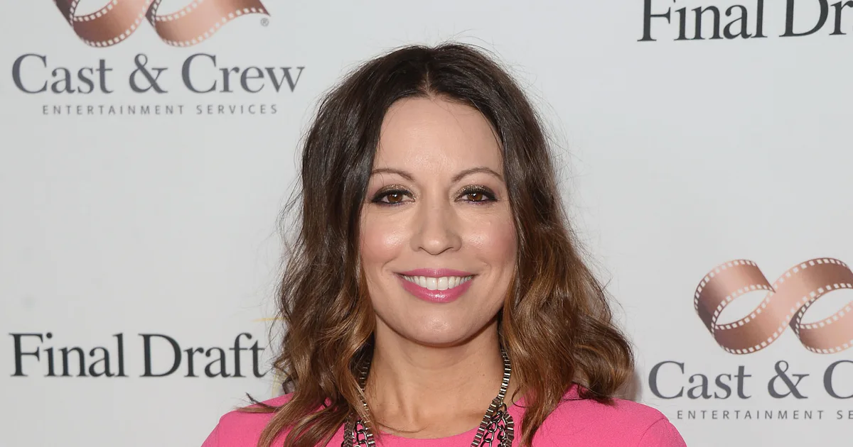 'Girlboss' Will Premiere On Netflix This Spring & Showrunner Kay Cannon ...