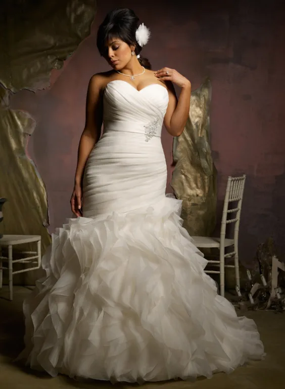 marchesa bow lace details strapless dress Marchesa Notte Jacquard Gown, 2 / Black main image 0