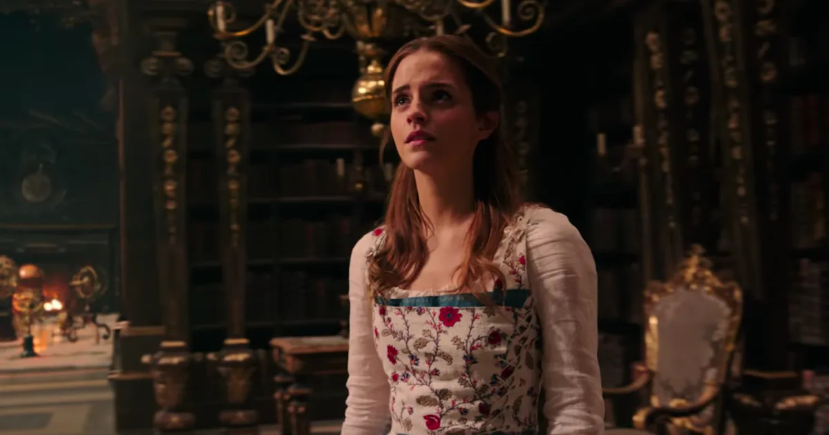 Belle S Mother In Beauty And The Beast Breaks Disney Tradition In A Great Way Belle S Mother In Beauty And The Beast Breaks Disney Tradition In A Great Way