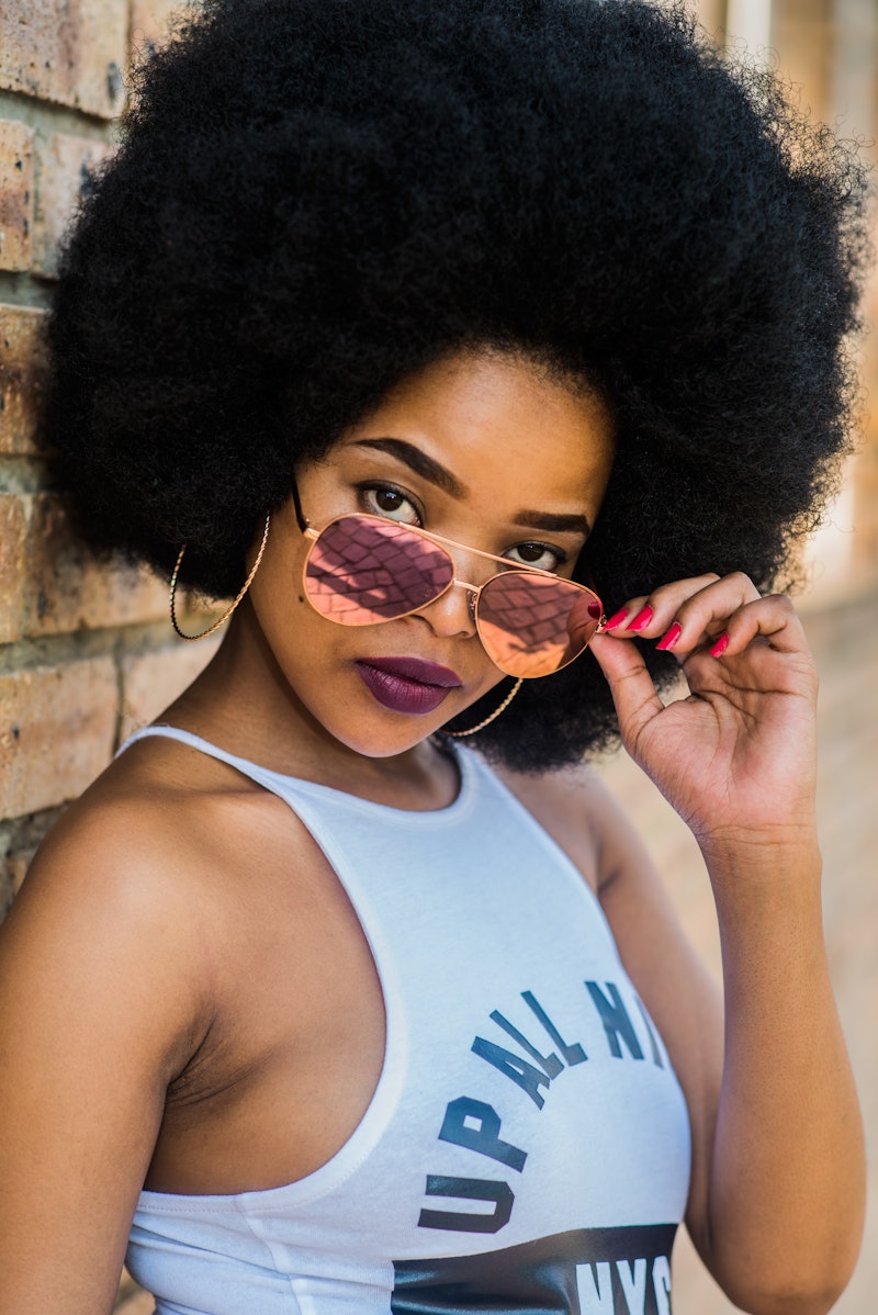 13 Natural Hair Do S Dont S For Women Of Color With Curly Manes