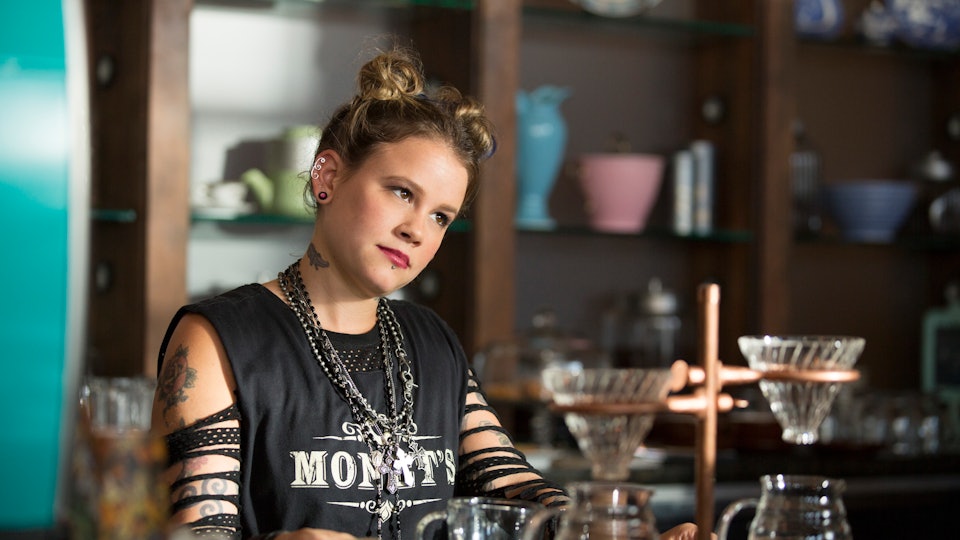 Who Plays Skye On '13 Reasons Why'? Sosie Bacon Is Following In Her