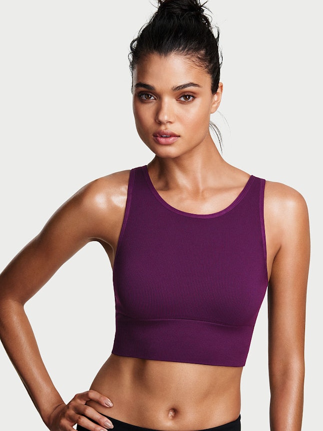 11 Sports Bras For Small Boobs That Will Keep You