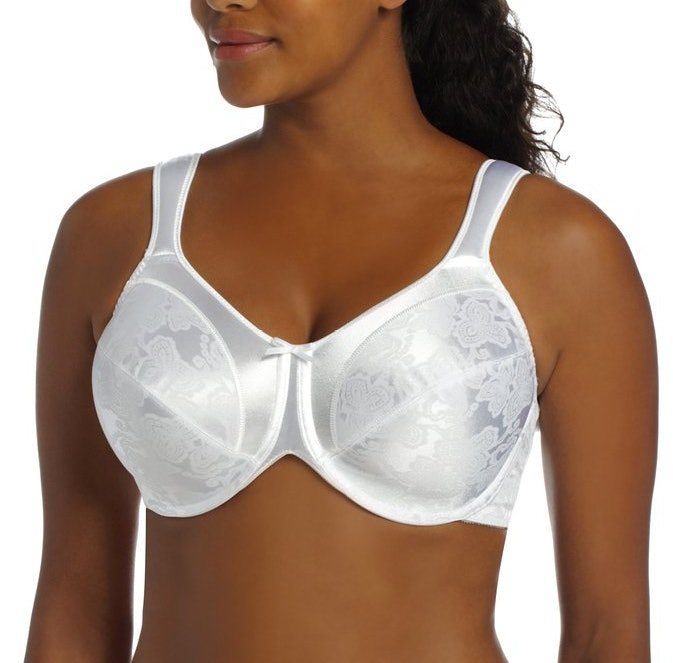 11 Plus Size Molded Cup Bras For The Ultimate Support & Comfort