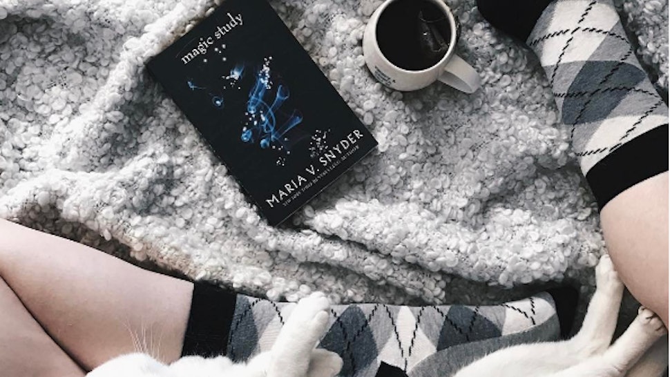 11 Easy Hacks For Taking Perfect Instagram Photos Of Your Books