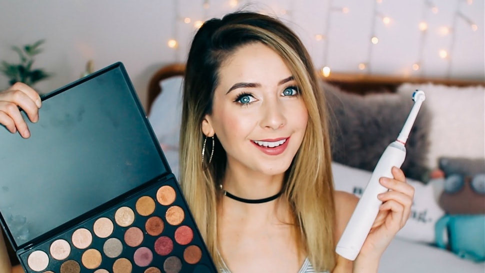 10. Zoella's Fans React to Her New Blonde Hair on Social Media - wide 9