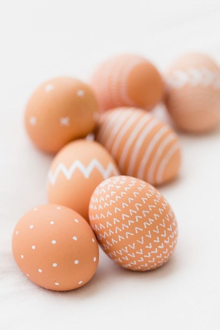 11 Easter Egg Decorating Ideas For Adults That Are Super Easy To Make