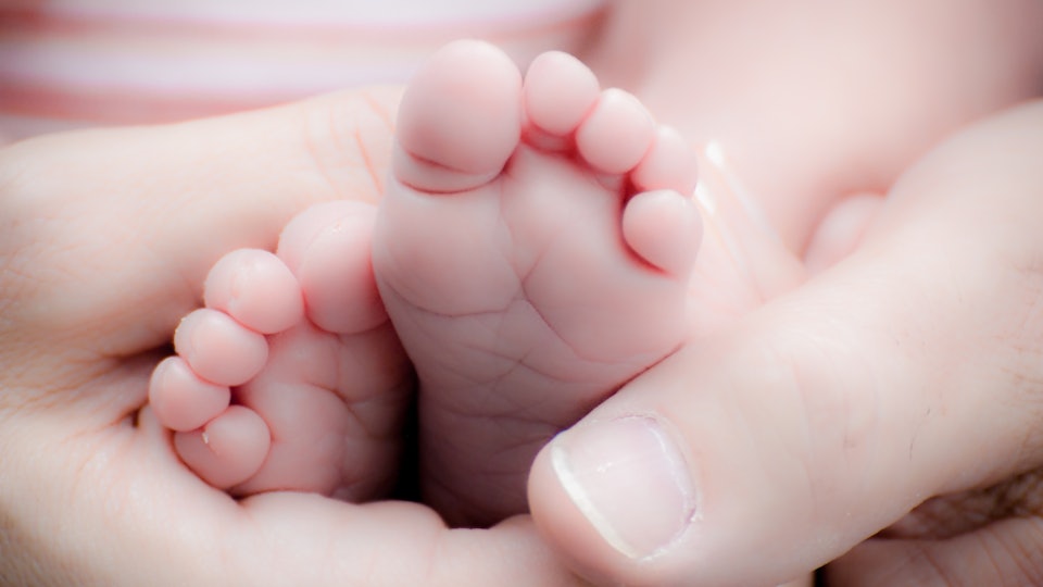 Is Paint Safe To Use On Baby S Feet The Rules For Crafting With