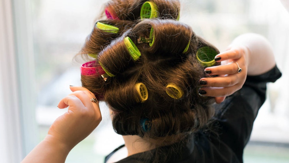 How To Make Curls Last All Day With These 6 Amazing Hair Curlers