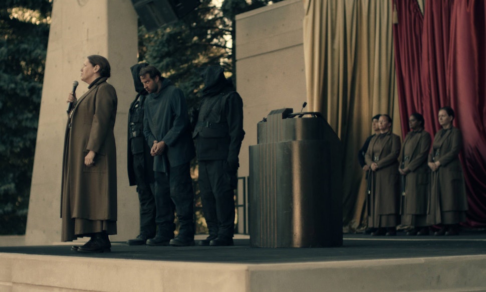 Handmaid's Tale Government What Happened To America In ‘The Handmaid’s Tale’? How The Dystopian