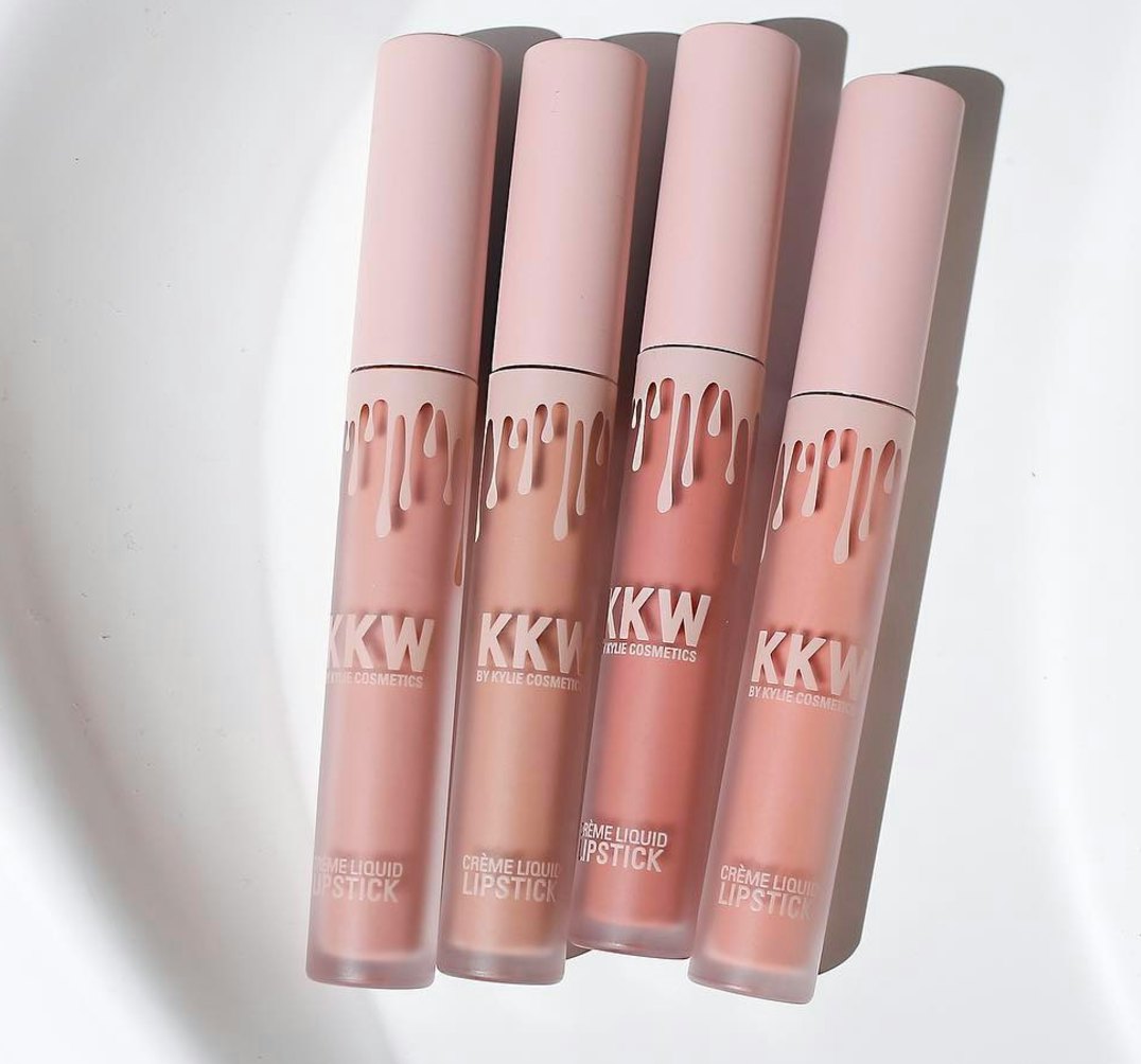 となった kylie cosmetics kkw creme liquid lip kitの通販 by rereカイリーコスメティックス