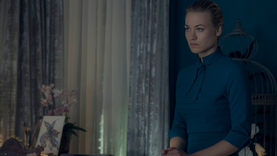Handmaid's Tale Cast Commander's Wife Who Plays Serena Joy Waterford On 'The Handmaid's Tale'? Yvonne