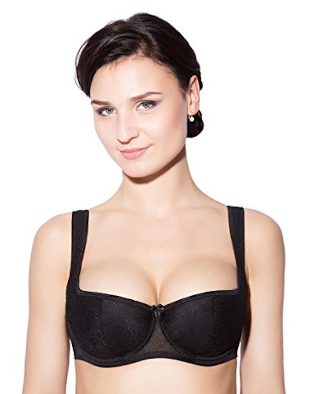 The 12 Best Bras For D Cups That Are Comfortable And Cute 