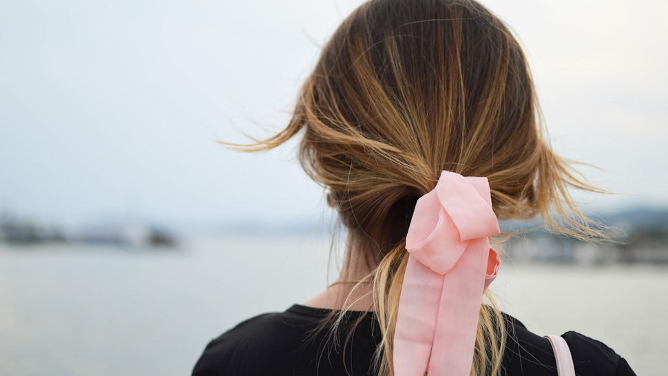 The 8 Best Shampoos For Thinning Hair According To A New York Stylist