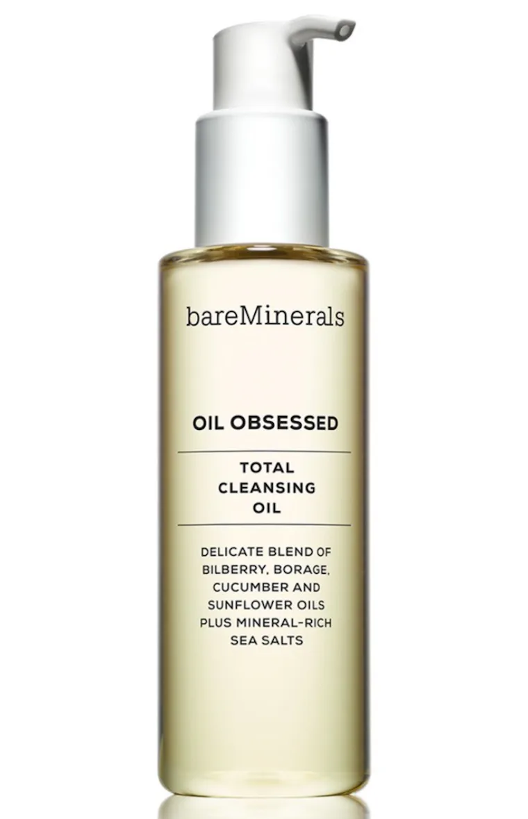 10 Cleansing Oils That Won't Leave An Oily Residue Behind