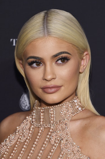 Kylie Jenner S Short Blonde Bob Is Serving Up Major Hair Inspo For