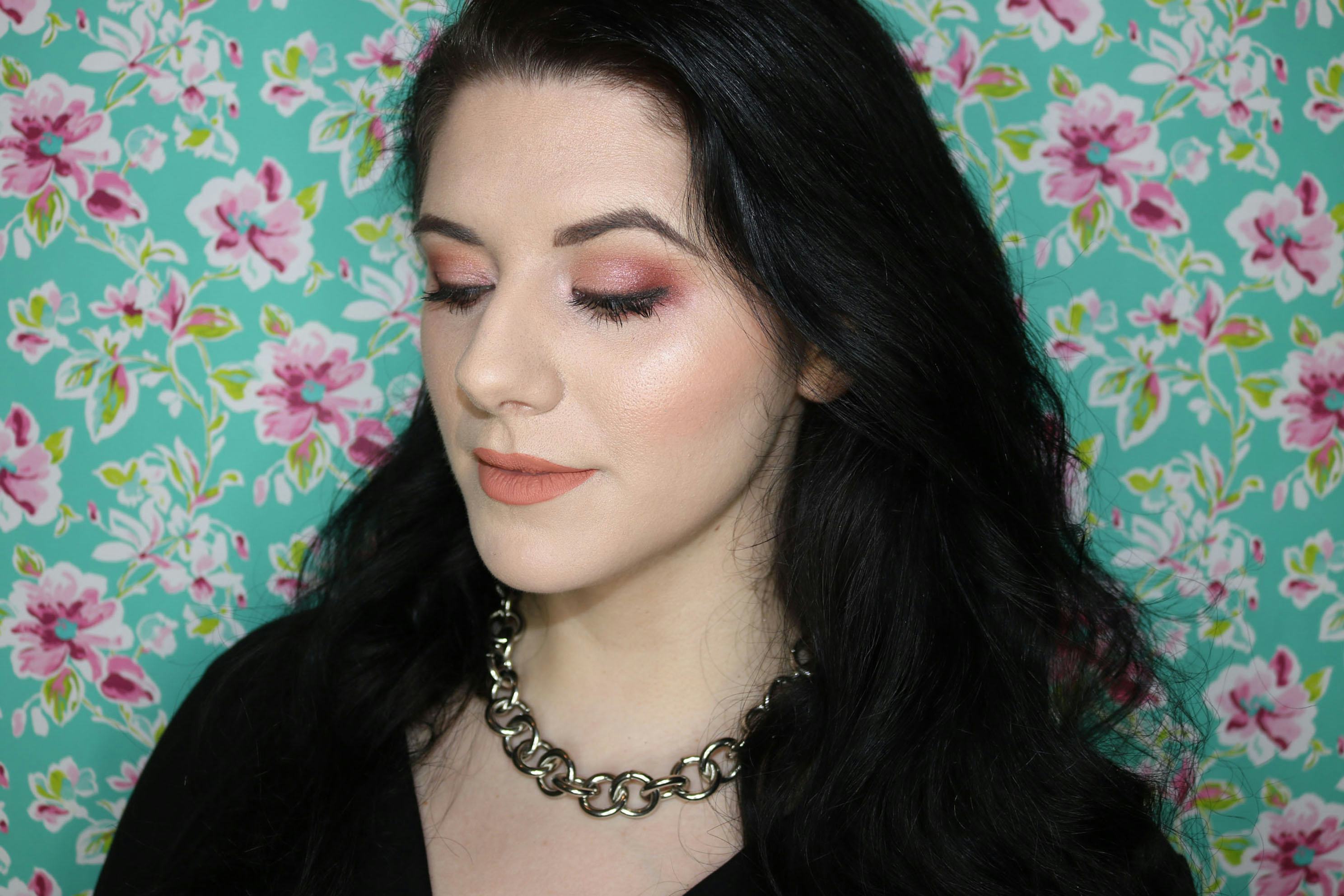 7 Ways To Wear Glitter On Literally Every Part Of Your Face