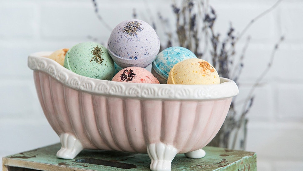 The 9 Best Vegan Bath Bombs For Guilt Free Bath Time Bliss