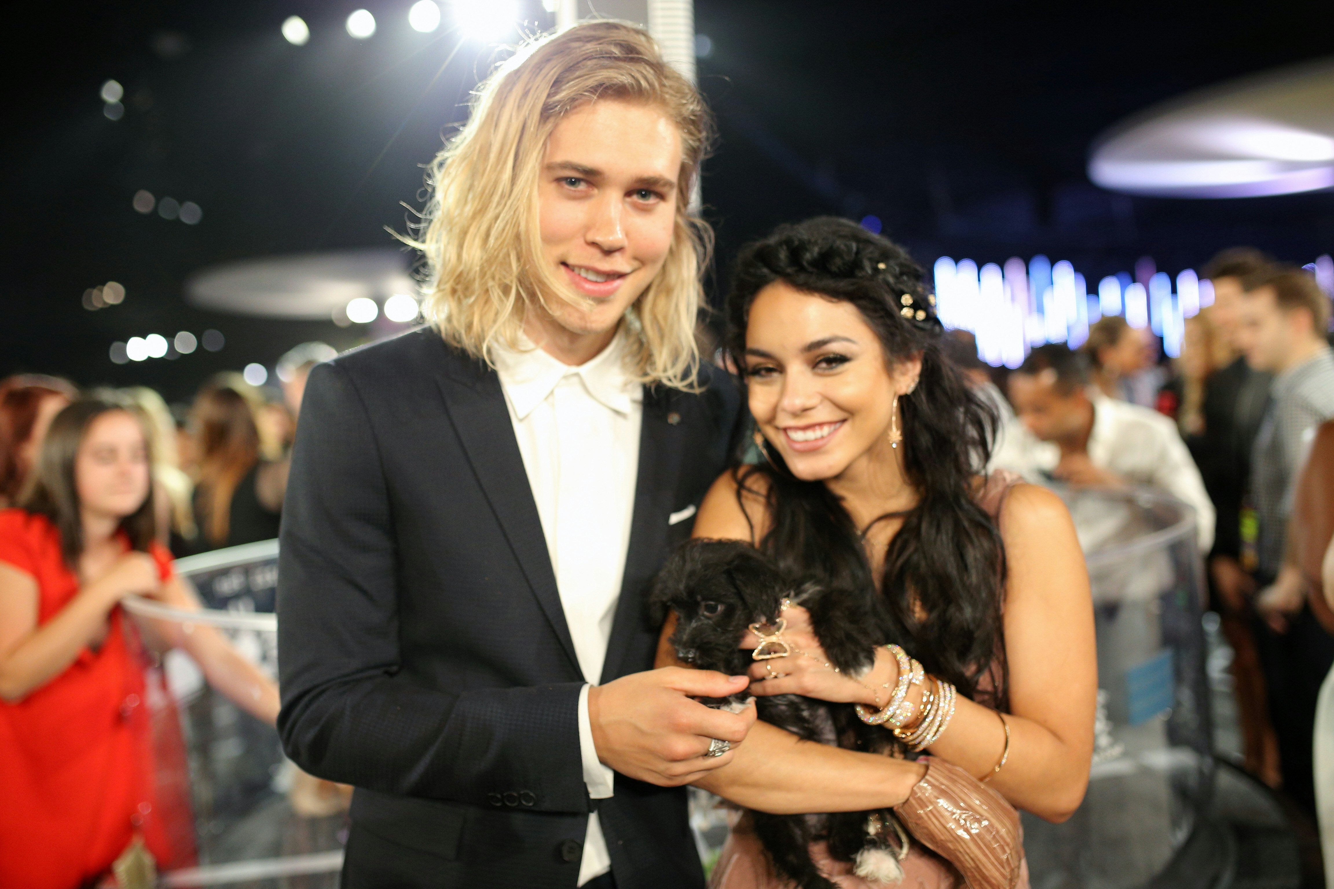are vanessa hudgens and austin butler married