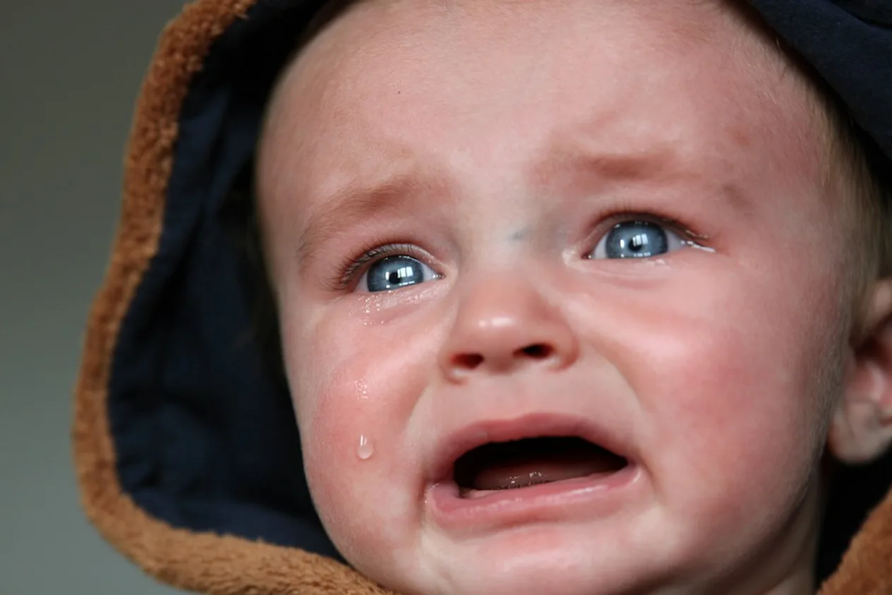 7 Reasons For Your Baby s Projectile Vomit So You Can Help Them 7 reasons for your baby s projectile vomit so you can help them
