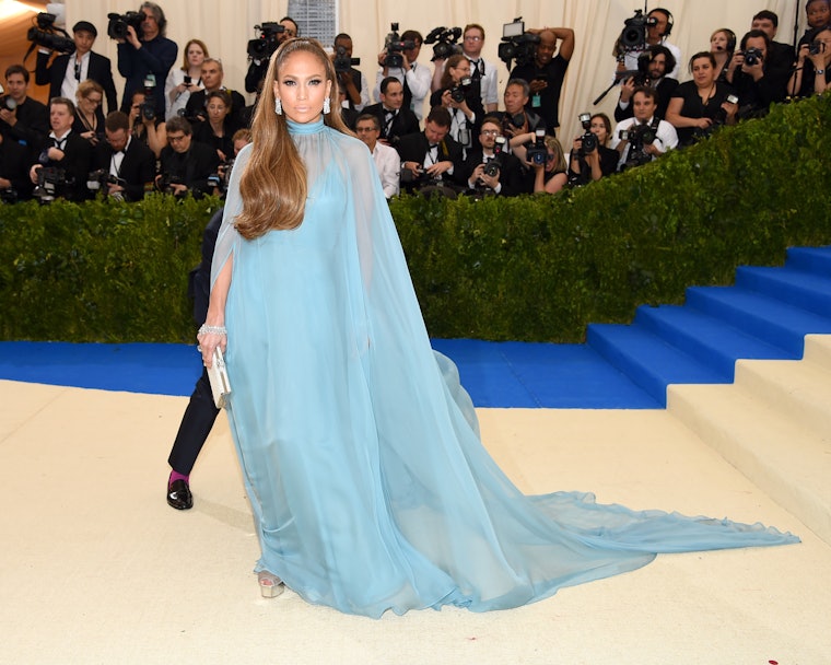 Jennifer Lopez's 2017 Met Gala Dress Is Retro In All The Right Ways ...